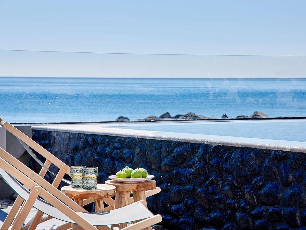 Kamári Incognito Beach Villa Santorini מראה חיצוני תמונה